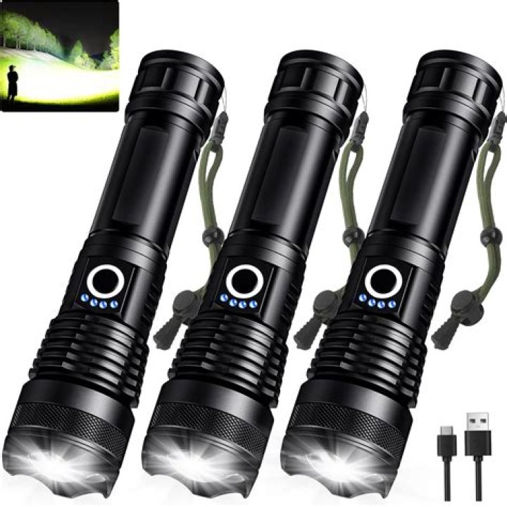 Can the flashlight be recharged before it starts flickering?