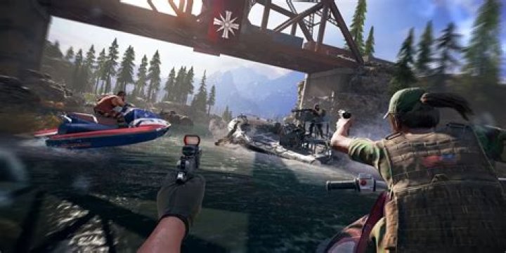 Do I need to worry about setting off my own mines in Far Cry 3?