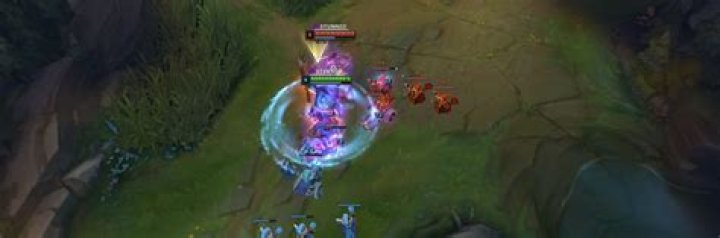 Does Jax's Counter Strike protect teammates behind him from Twitch's ultimate?