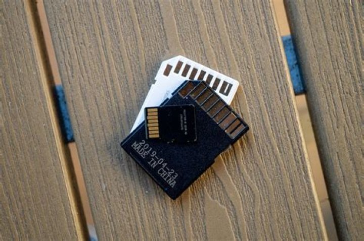 (How) can I access microSD Management from a Mac?