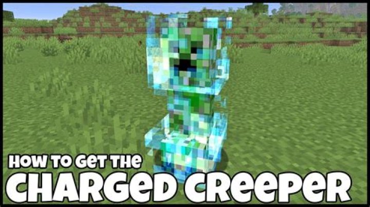 How can I summon a charged creeper?