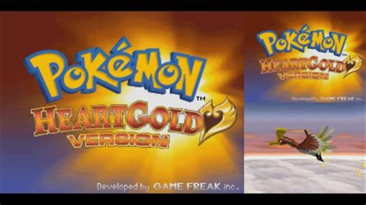 How do 2 players trade Pokemon in Heartgold / Soulsilver