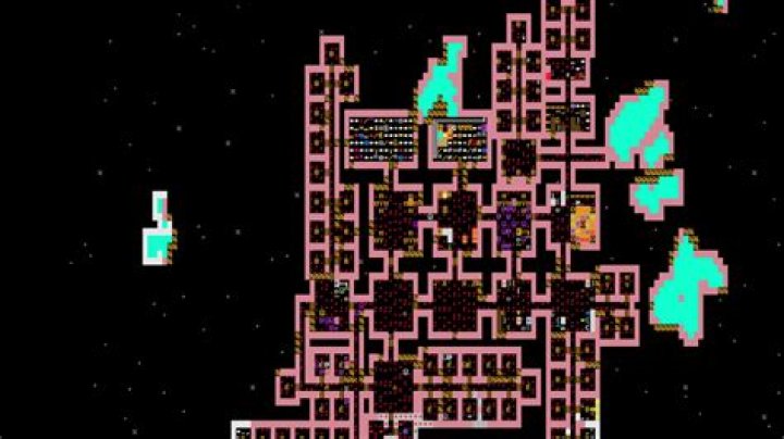 How do different types of weapons compare in Dwarf Fortress?