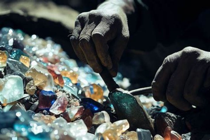 How do you get miners to mine for gems?