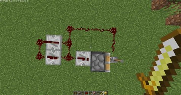 How to make a redstone clock that I can turn on/off with a lever?