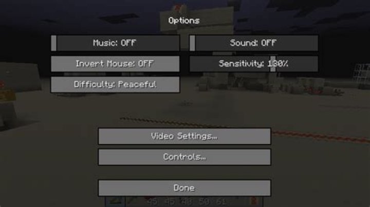 Is there a way to change the difficulty setting of a saved Minecraft game?