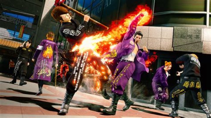 Recruit gang members in Vice City
