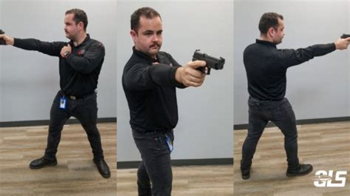 Two-Hand vs Power Stance in DkS2?