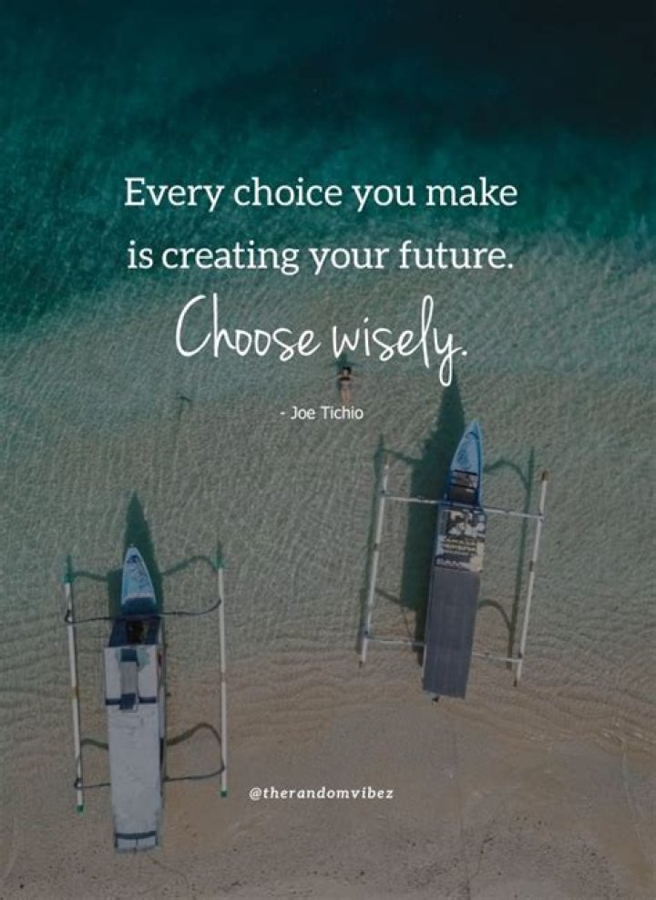 What are the choices you can make to stay alive in One Chance?