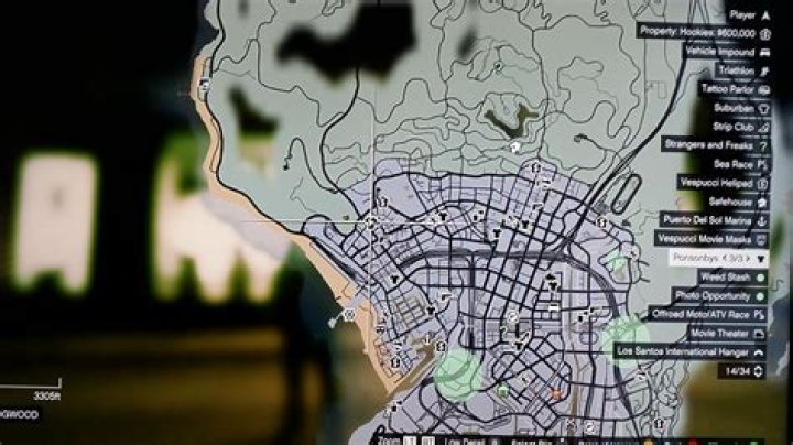 Where are the beige pants in GTA V?